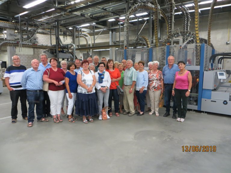 Gruppenfoto bei der Besichtigung des Straubinger Tagblatts